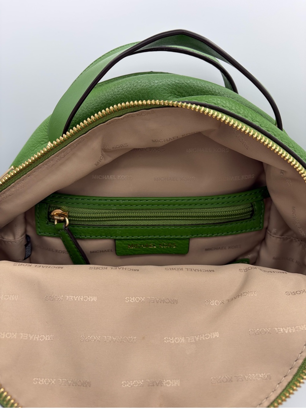 Michael Kors Backpack Green Leather Medium Jessa with Gold Hardware Classic Fall - Picture 12 of 14